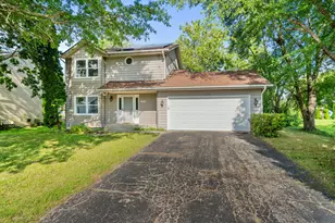 508 Pembroke Rd, Poplar Grove, IL 61065 - Photo 1