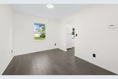 508 Pembroke Road, Poplar Grove, IL 61065 - Photo 7