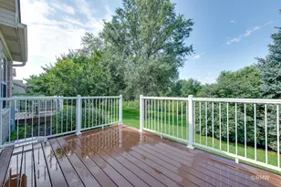 981 Oak Ridge Blvd, Elgin, IL 60120 - Photo 35