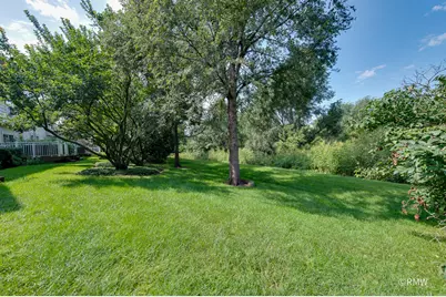 981 Oak Ridge Boulevard, Elgin, IL 60120 - Photo 37