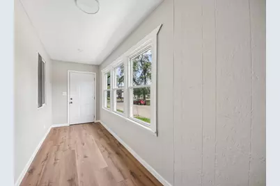 255 N Hunter Avenue, Kankakee, IL 60901 - Photo 17