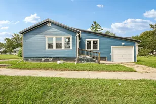 255 N Hunter Ave, Kankakee, IL 60901 - Photo 1
