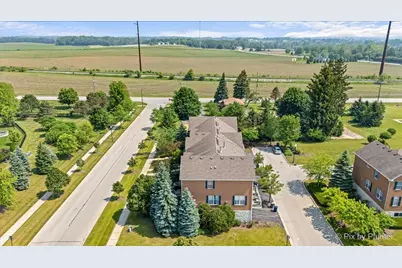 1005 Alberta Road, Elgin, IL 60124 - Photo 37