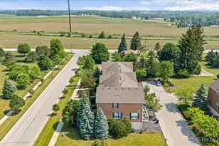1005 Alberta Rd, Elgin, IL 60124 - Photo 37