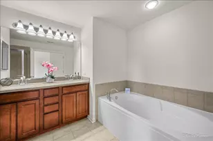 1005 Alberta Rd, Elgin, IL 60124 - Photo 23