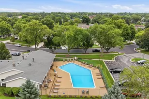 124 Fairlane Ct, Bloomingdale, IL 60108 - Photo 25