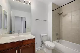 1235 S Prairie Ave, Chicago, IL 60605 - Photo 25