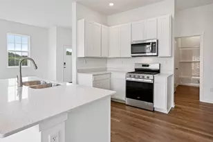 6462 Maple Glen Dr, Wonder Lake, IL 60097 - Photo 5