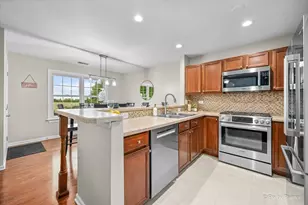 1091 Marcello Dr, Hampshire, IL 60140 - Photo 5