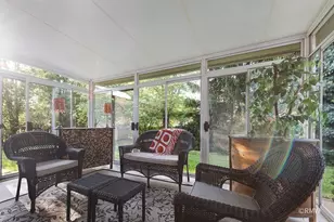 729 Cutters Mill Ct, Schaumburg, IL 60194 - Photo 17
