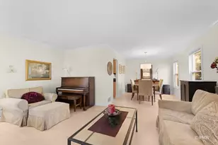 729 Cutters Mill Ct, Schaumburg, IL 60194 - Photo 7