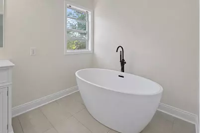 616 Bayfield Drive, Dekalb, IL 60115 - Photo 15