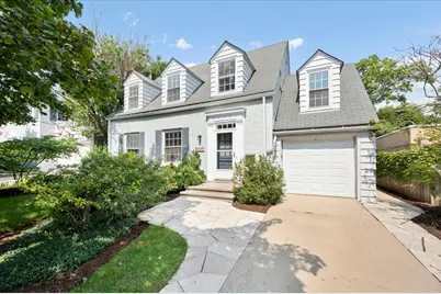 3211 Park Place, Evanston, IL 60201 - Photo 1