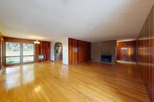 118 N 3rd St, West Dundee, IL 60118 - Photo 7