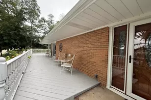 118 N 3rd St, West Dundee, IL 60118 - Photo 5