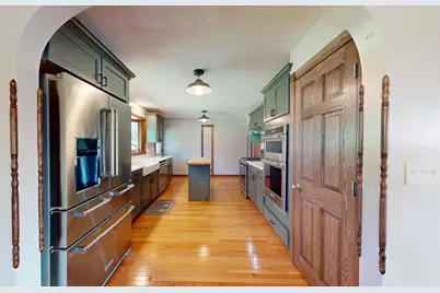 118 N 3rd Street, West Dundee, IL 60118 - Photo 11