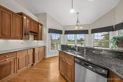 2820 N Bayview Lane, McHenry, IL 60051 - Photo 7