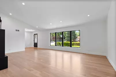6600 N Kenton Avenue, Lincolnwood, IL 60712 - Photo 9
