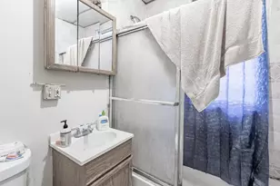 1824 S Austin Blvd, Cicero, IL 60804 - Photo 7