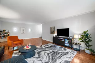 1325 N State Pkwy, Chicago, IL 60610 - Photo 3