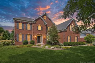 29 Glacier Cir, South Barrington, IL 60010 - Photo 1
