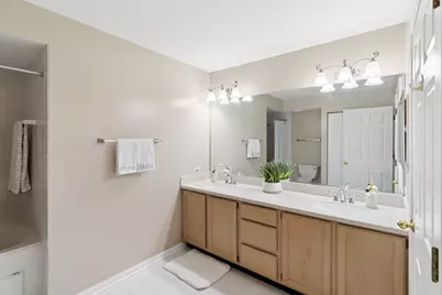 1907 N Silver Lake Road, Arlington Heights, IL 60004 - Photo 11
