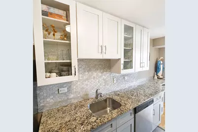 701 Forum Square #106, Glenview, IL 60025 - Photo 5