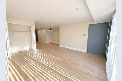 381 Oak Trails Road #201, Des Plaines, IL 60016 - Photo 11