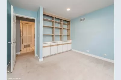 550 Shorely Drive #104, Barrington, IL 60010 - Photo 7