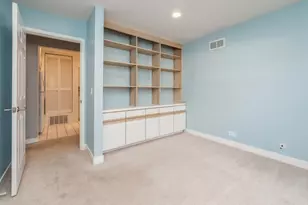 550 Shorely Dr, Barrington, IL 60010 - Photo 7