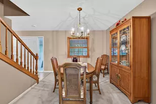 1109 Lancaster Ave, Elk Grove Village, IL 60007 - Photo 5