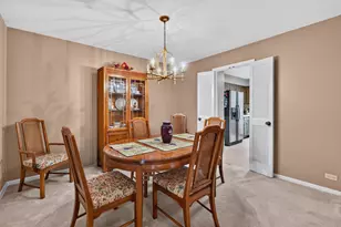 1109 Lancaster Ave, Elk Grove Village, IL 60007 - Photo 3