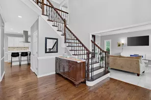 10638 Royal Porthcawl Dr, Naperville, IL 60564 - Photo 9