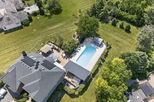 10638 Royal Porthcawl Dr, Naperville, IL 60564 - Photo 5