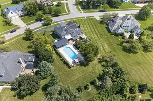 10638 Royal Porthcawl Dr, Naperville, IL 60564 - Photo 69