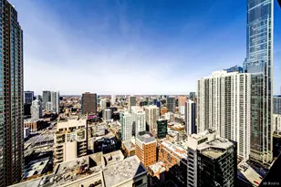 10 E Ontario St, Chicago, IL 60611 - Photo 17