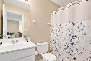 2521 N Looking Glass Ct, Aurora, IL 60502 - Photo 15