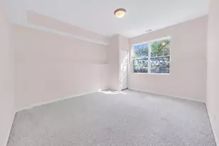 1689 W Turtle Creek Ln, Round Lake, IL 60073 - Photo 17