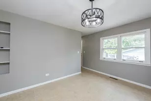 1915 Joppa Ave, Zion, IL 60099 - Photo 9