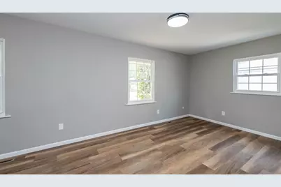 1915 Joppa Avenue, Zion, IL 60099 - Photo 11