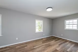 1915 Joppa Ave, Zion, IL 60099 - Photo 11