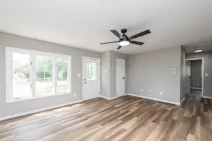 1915 Joppa Ave, Zion, IL 60099 - Photo 5