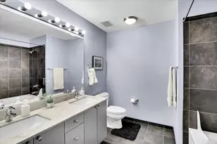 235 W Van Buren St, Chicago, IL 60607 - Photo 13