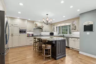 2112 2nd St, Northbrook, IL 60062 - Photo 9