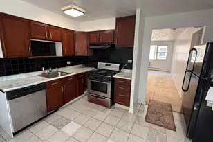 8030 Knox Ave, Skokie, IL 60076 - Photo 7