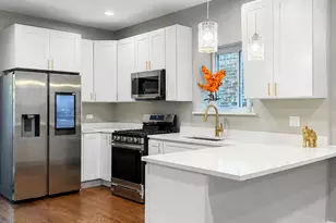 1747 N Luna Ave, Chicago, IL 60639 - Photo 7