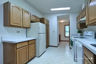 9 Hialeah Ct, Grayslake, IL 60030 - Photo 9