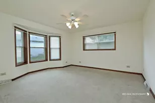 9 Hialeah Ct, Grayslake, IL 60030 - Photo 13