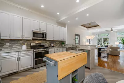 942 W Hubbard Street, Chicago, IL 60642 - Photo 9