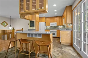711 Quassey Ave, Lake Bluff, IL 60044 - Photo 15